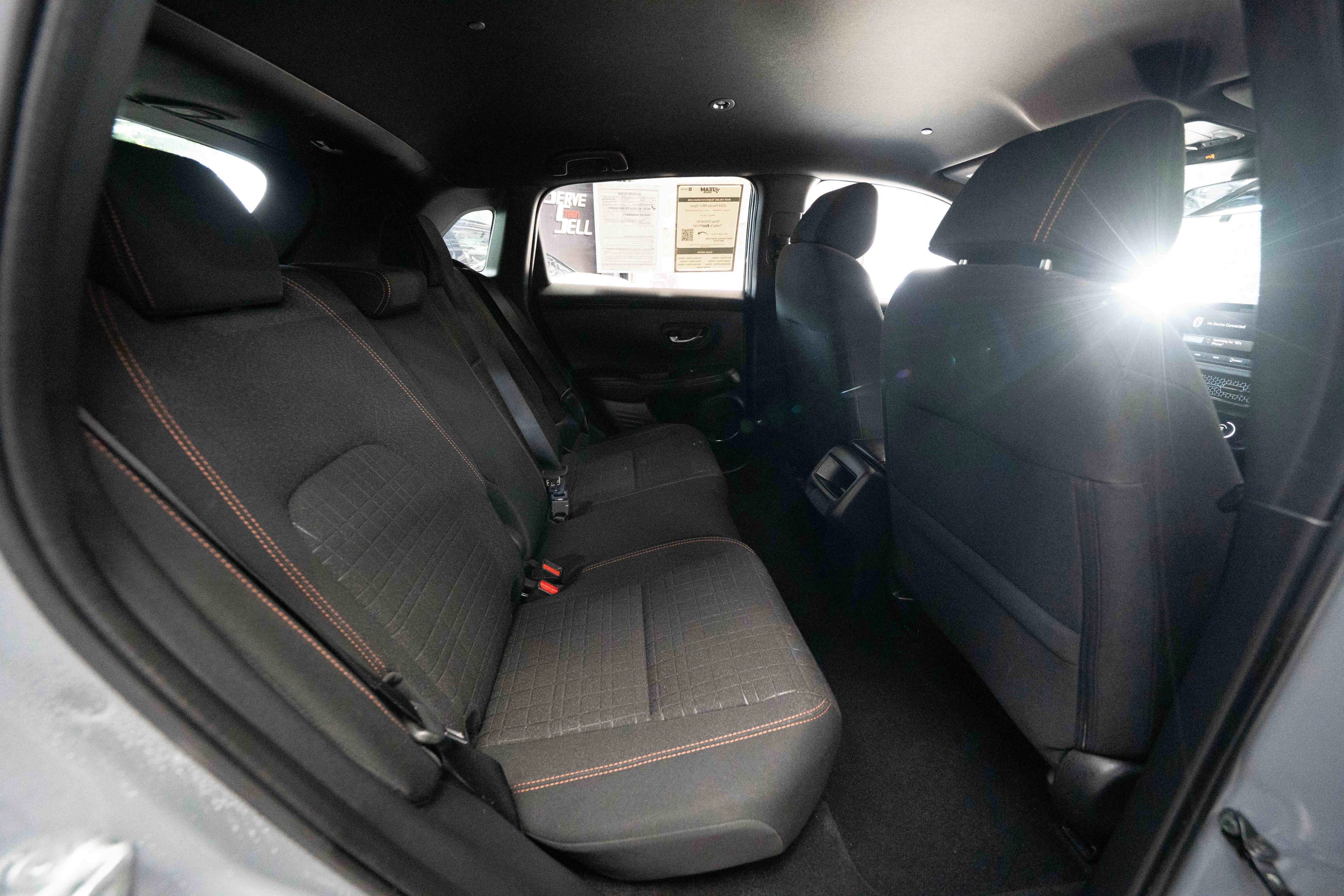 Used 2024 Honda HR-V Sport image 25