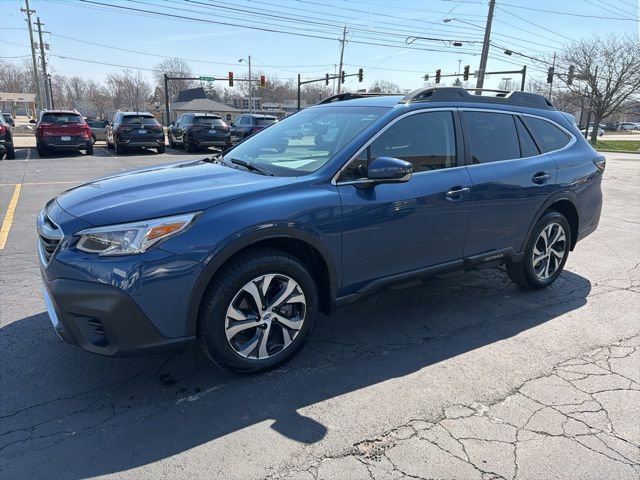 Used 2022 Subaru Outback Limited w/ Popular Package #2 image 3