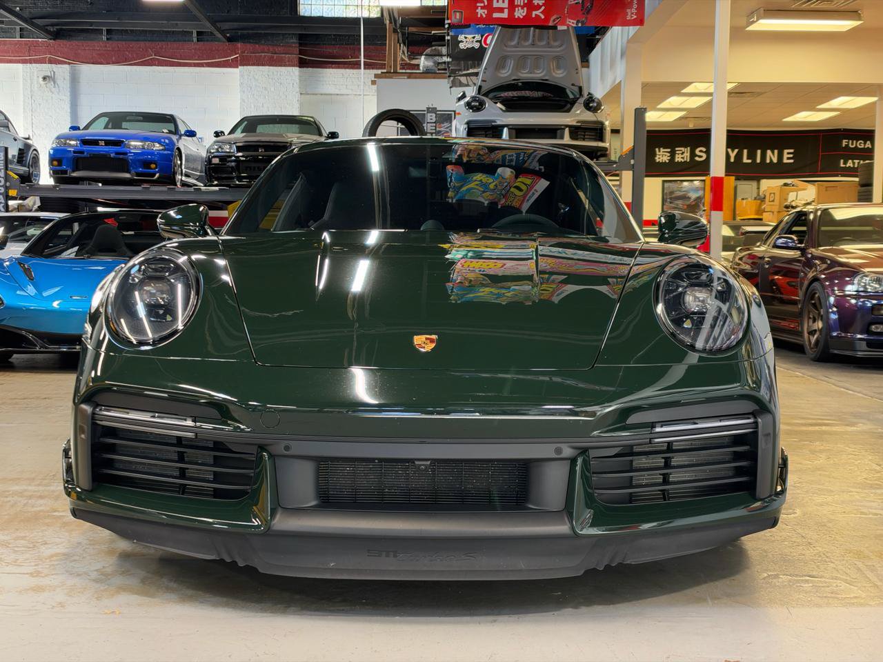 Used 2024 Porsche 911 Turbo S AWD/4WD image 2