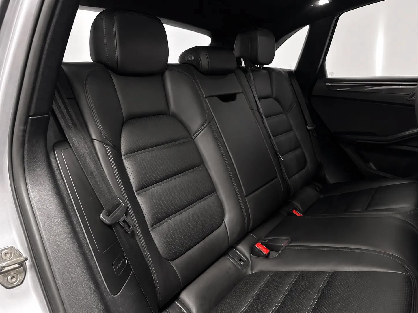 Used 2021 Porsche Macan GTS AWD/4WD image 20