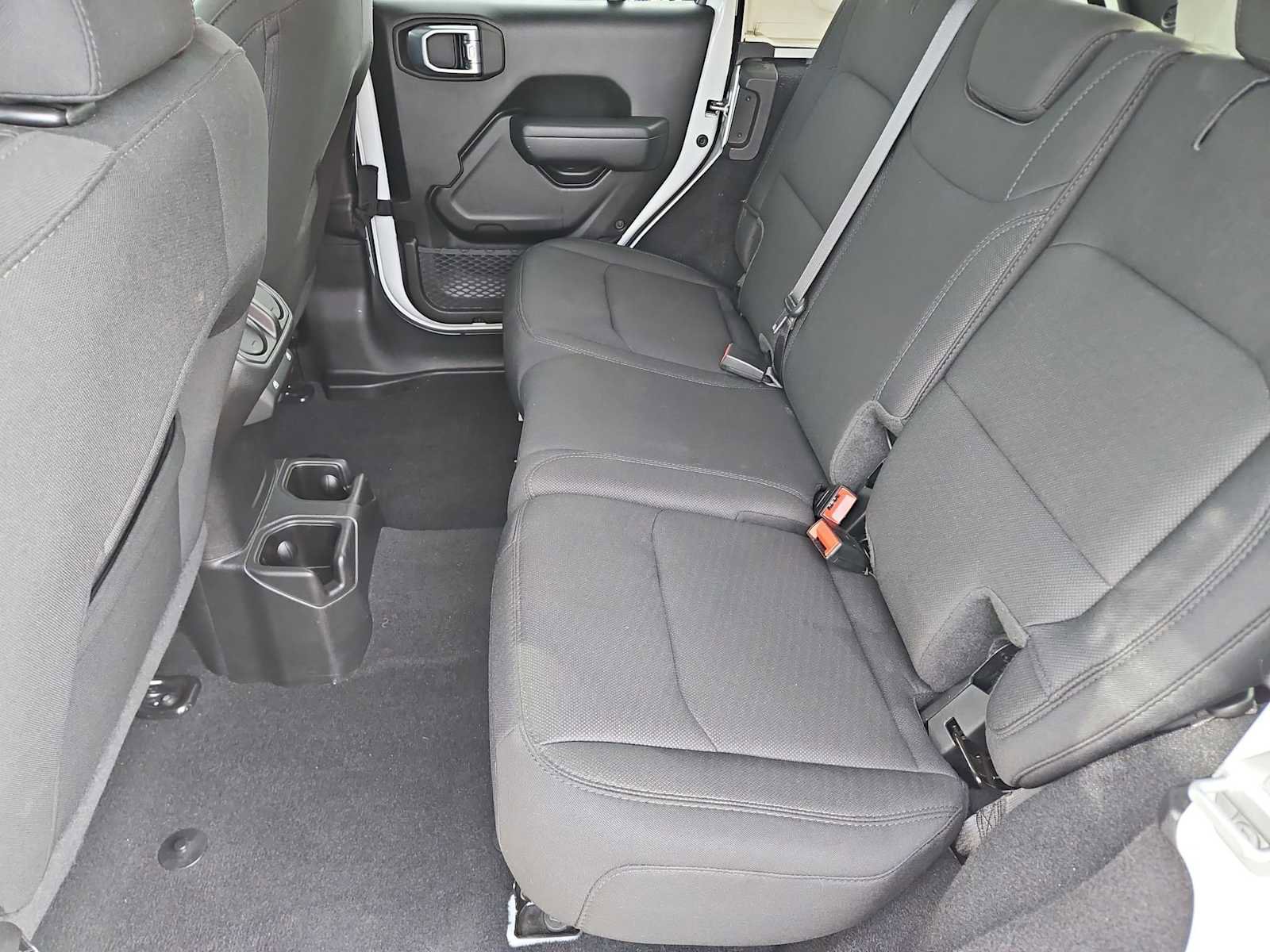 Used 2021 Jeep Wrangler Unlimited Sport image 18