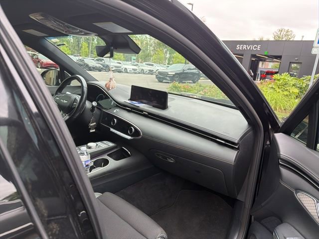 Used 2024 Genesis GV70 2.5T w/ Sport Prestige Package AWD/4WD image 10