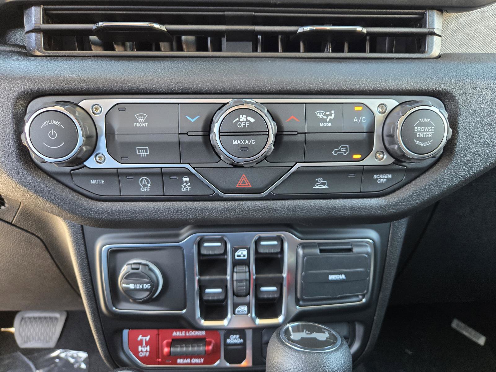 New 2026 Jeep Wrangler Unlimited Sport image 14