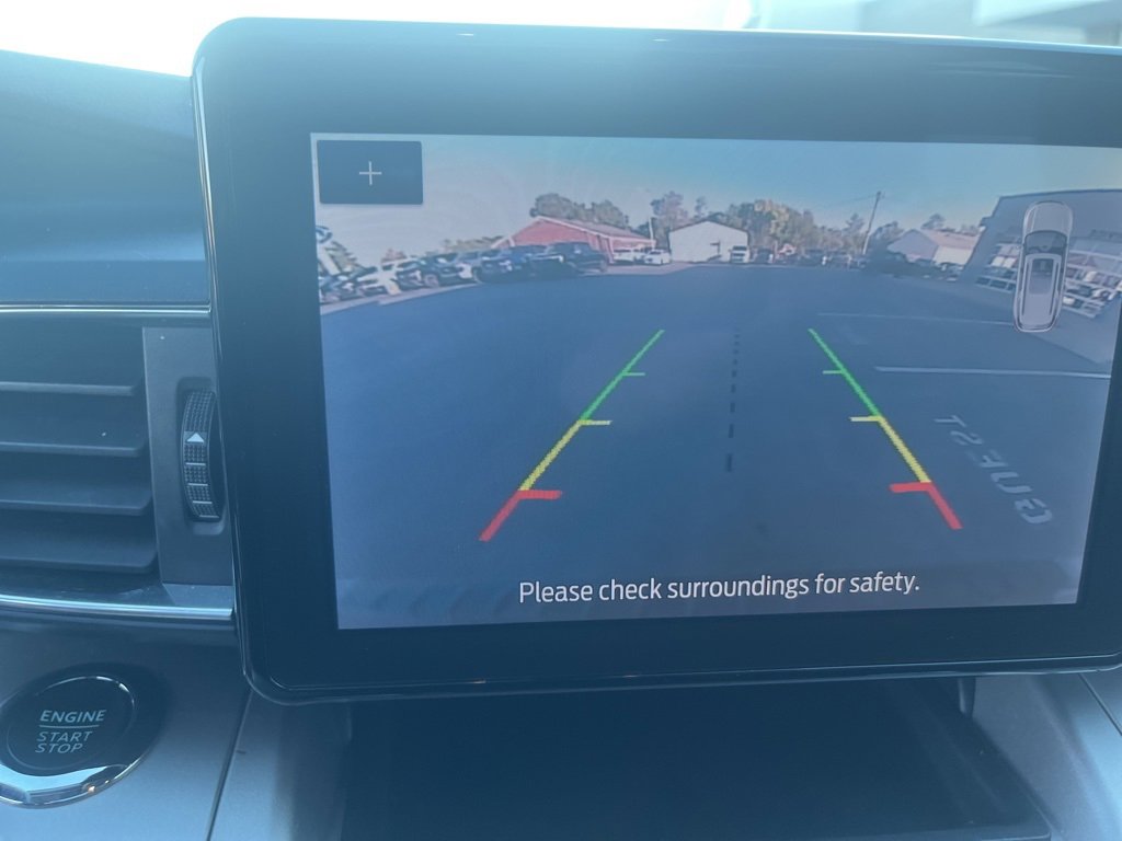 Used 2022 Ford Explorer XLT w/ Equipment Group 202A image 20