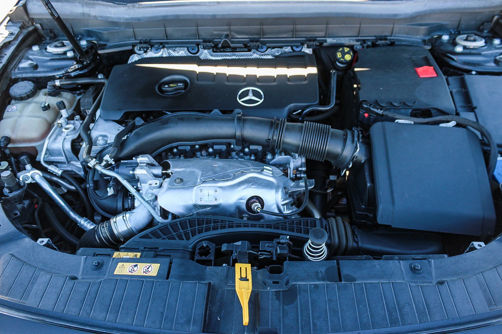 Used 2022 Mercedes-Benz GLB 250 image 27