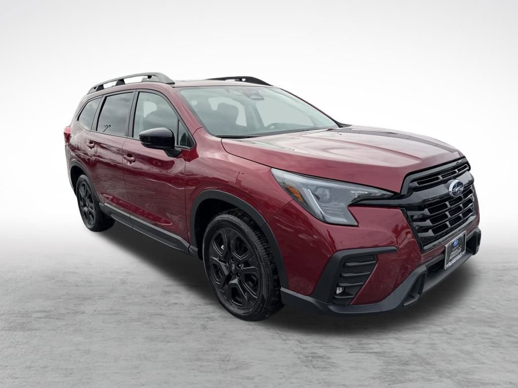 Used 2025 Subaru Ascent Onyx Edition image 4