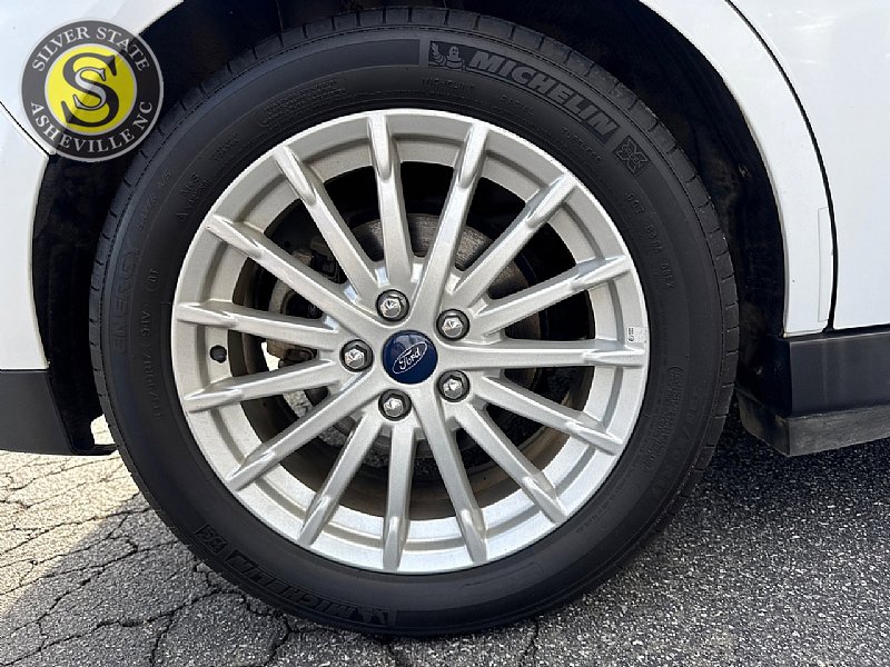 Used 2015 Ford C-MAX SEL w/ Equipment Group 302A image 8