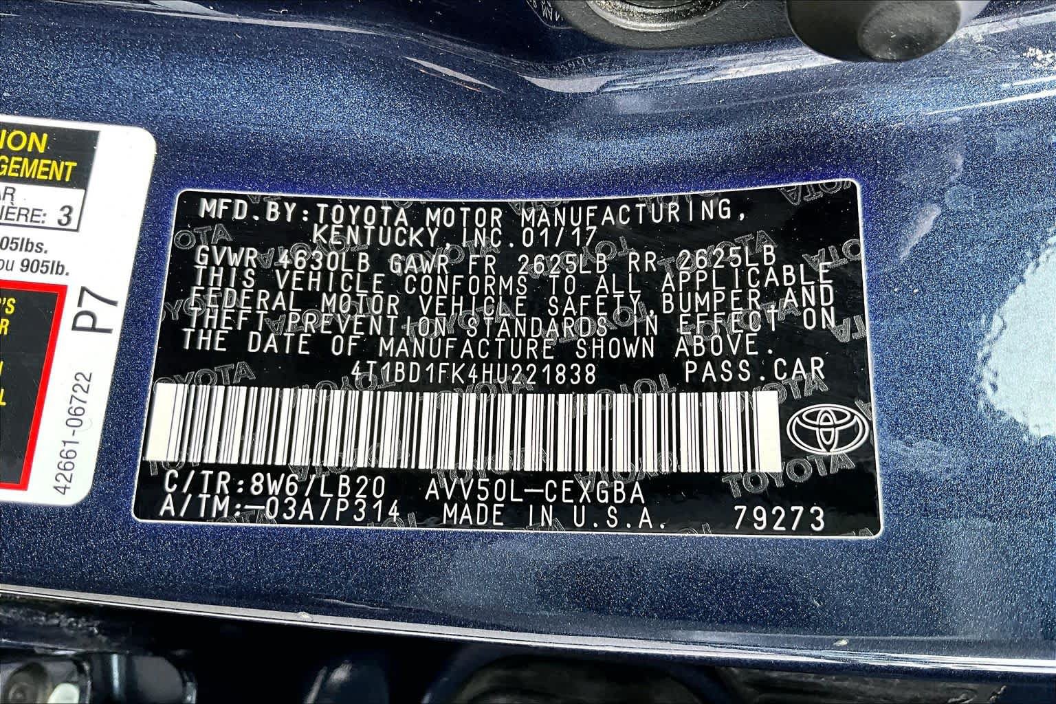 Used 2017 Toyota Camry XLE w/ Moonroof Package FWD image 35