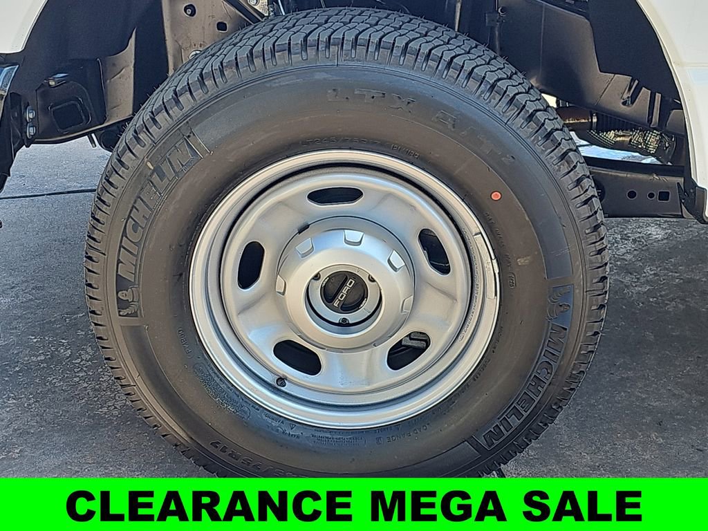 New 2025 Ford F250 XL w/ FX4 Off-Road Package image 36