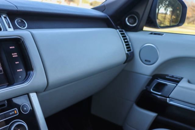 Used 2015 Land Rover Range Rover HSE image 57