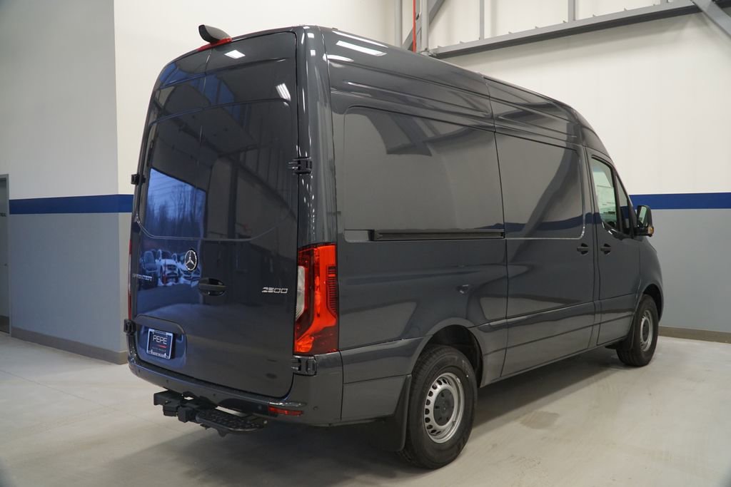 New 2025 Mercedes-Benz Sprinter 2500 image 6