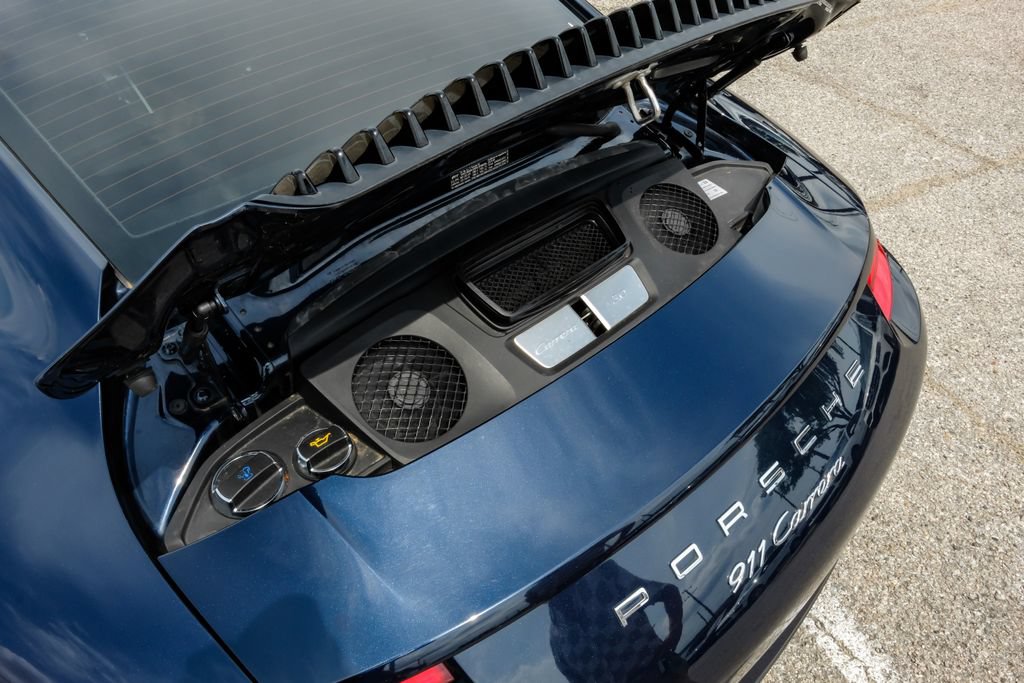 Used 2019 Porsche 911 Carrera RWD image 52