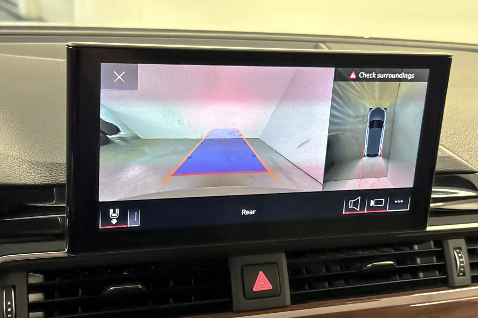 Used 2023 Audi A4 2.0T allroad Premium Plus AWD/4WD image 18