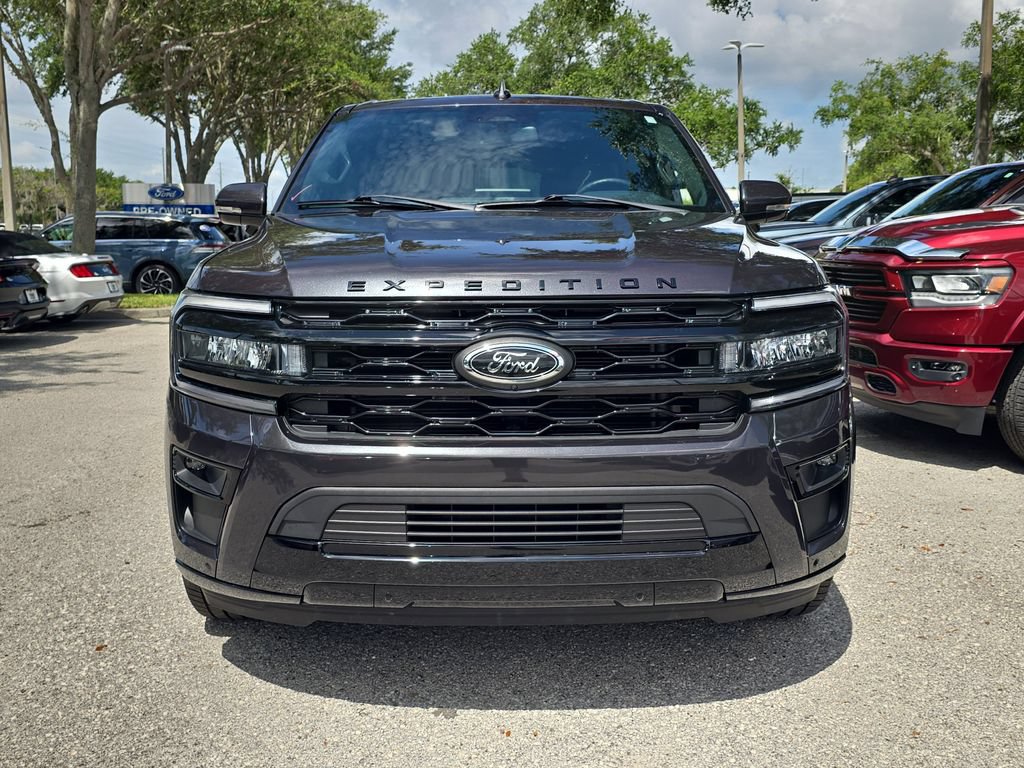 Certified 2024 Ford Expedition Limited RWD image 2
