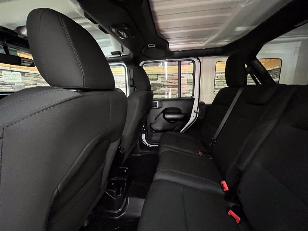 Used 2019 Jeep Wrangler Unlimited Sport S AWD/4WD image 37