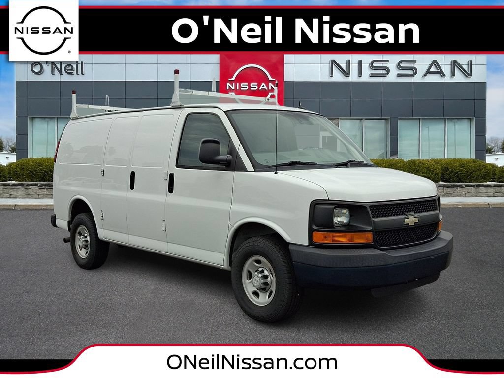 Used 2015 Chevrolet Express 2500 RWD image 1