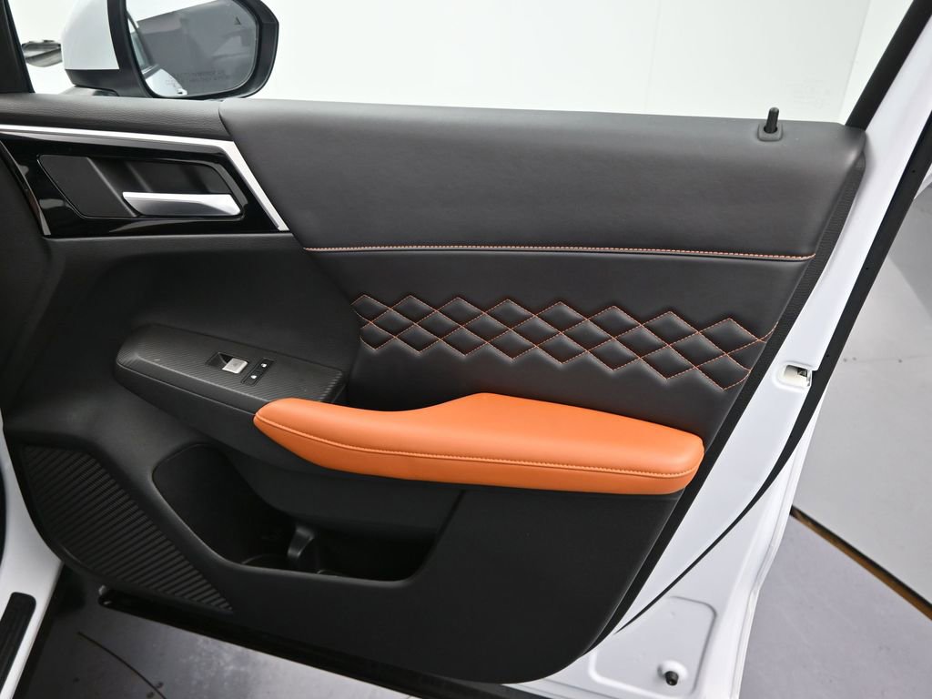 Used 2023 Mitsubishi Outlander SEL 40th Anniversary image 23