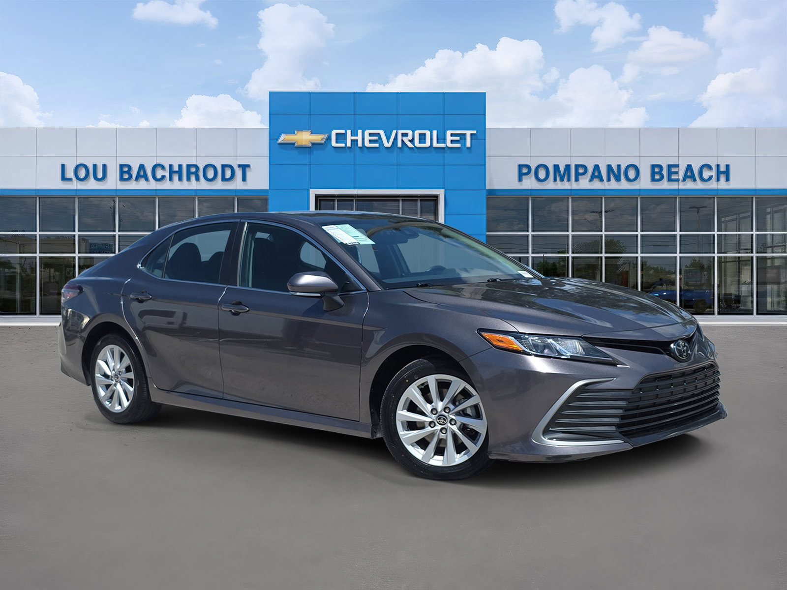 Used 2024 Toyota Camry LE FWD image 1