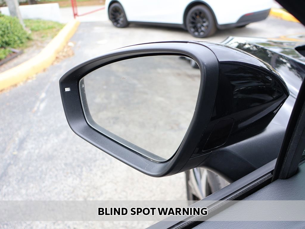 Used 2023 Volkswagen ID.4 Pro S image 6