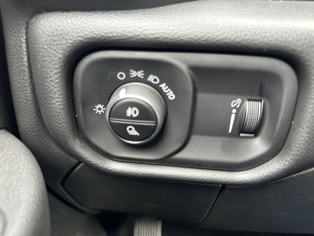 New 2025 RAM 2500 Tradesman AWD/4WD image 18