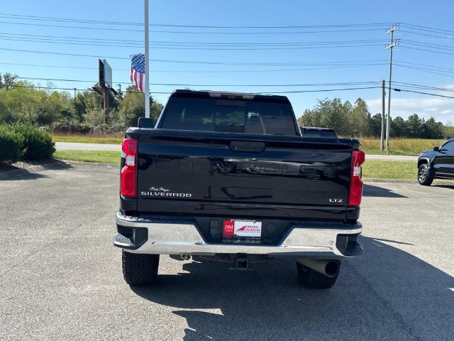 Used 2021 Chevrolet Silverado 2500 LTZ w/ LTZ Premium Package AWD/4WD image 5