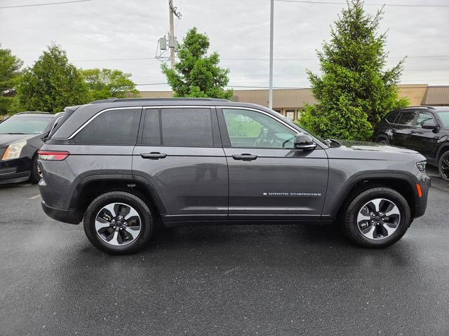 Used 2024 Jeep Grand Cherokee Limited 4xe AWD/4WD image 17