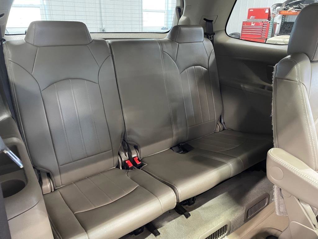 Used 2015 GMC Acadia Denali image 23