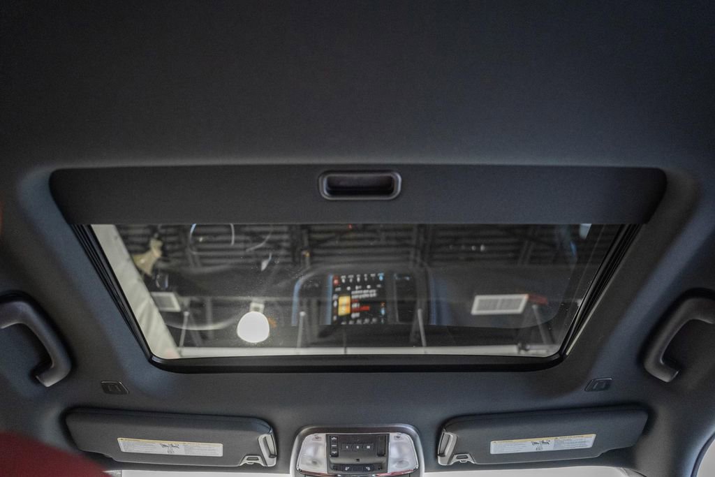 Used 2023 Dodge Charger SRT Hellcat w/ Harman/Kardon Audio Group image 37