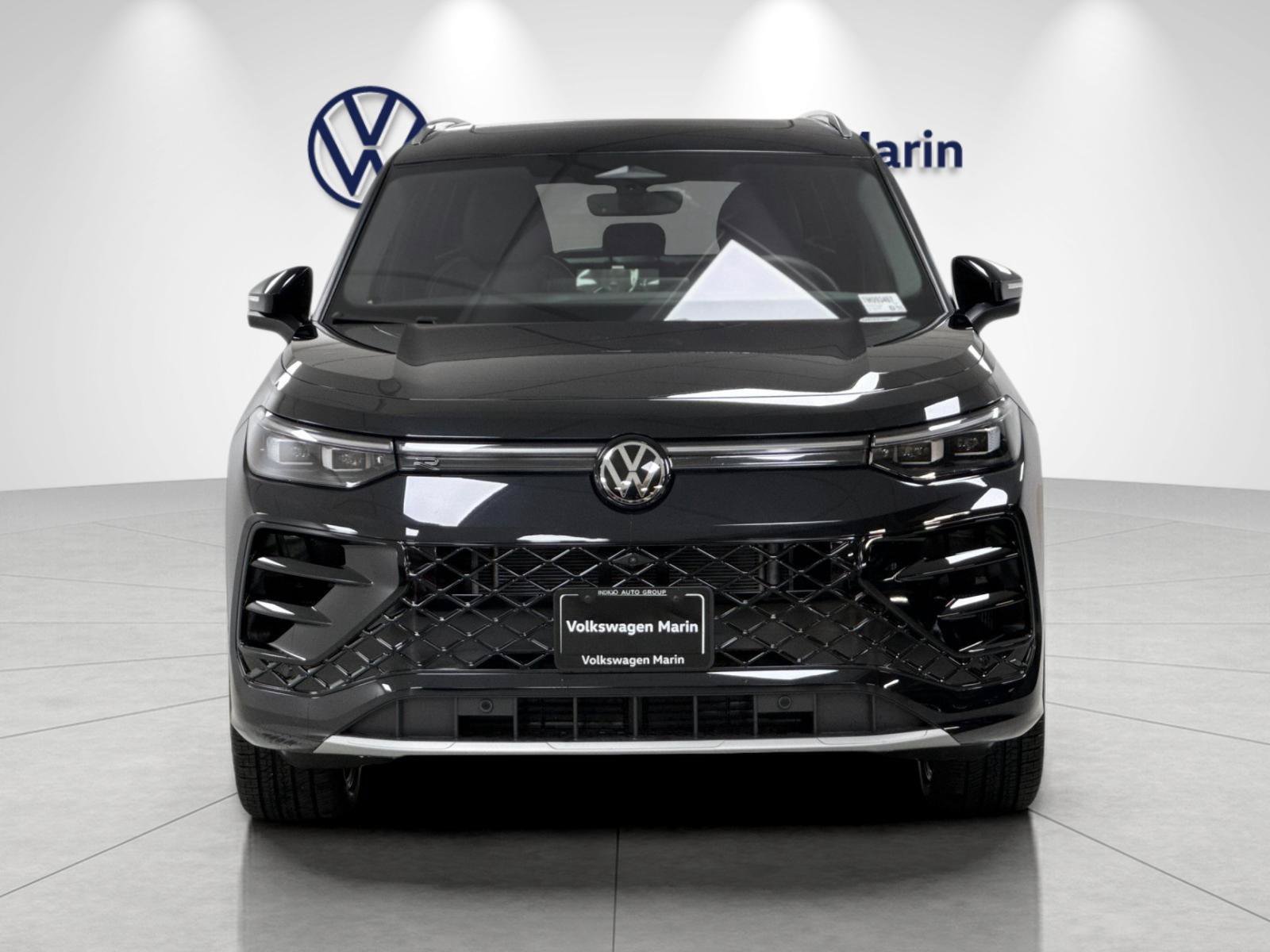 New 2026 Volkswagen Tiguan SEL R-Line AWD/4WD image 8