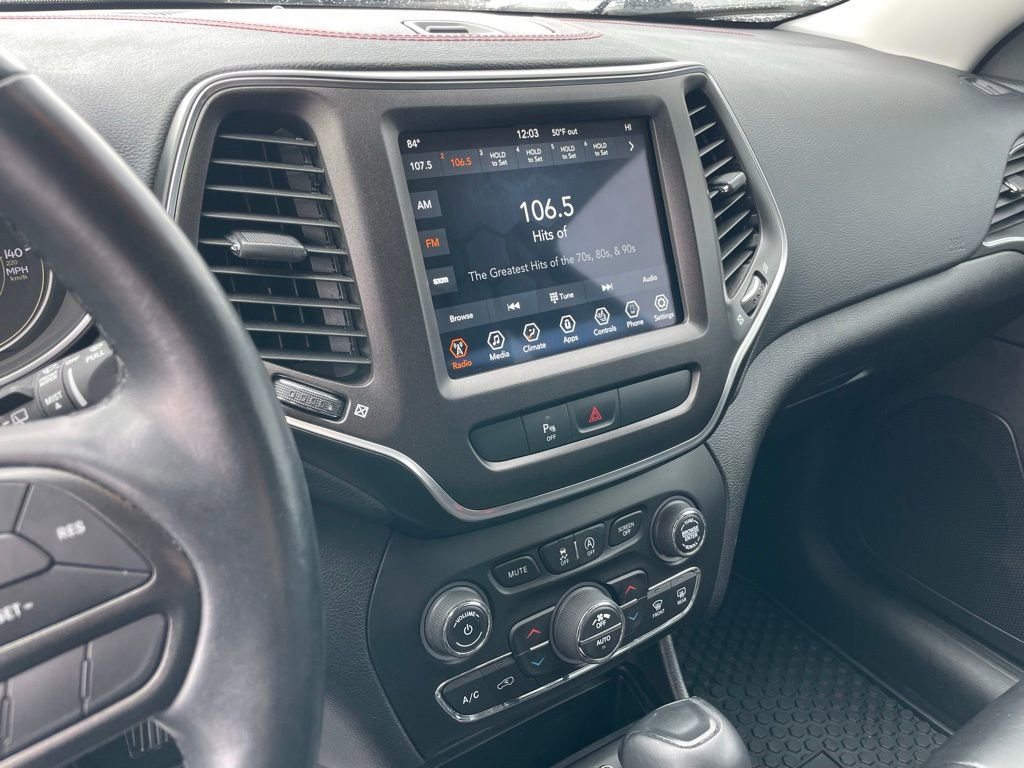 Used 2020 Jeep Cherokee Trailhawk w/ Cold Weather Group image 15