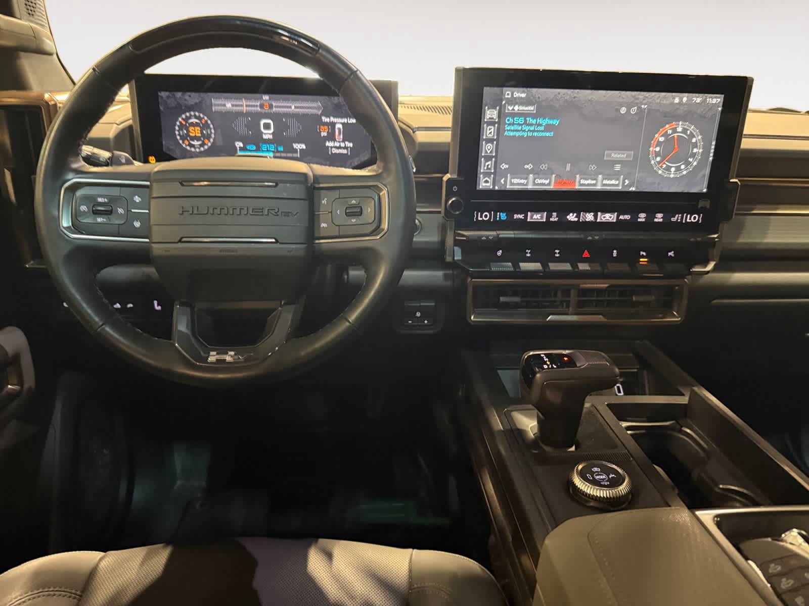 Used 2024 GMC Hummer EV 3X w/ Extreme Off-Road Package AWD/4WD image 11