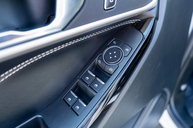 Used 2022 Ford Explorer ST w/ ST Street Pack image 21