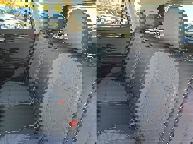 New 2026 Volkswagen Tiguan SE image 9