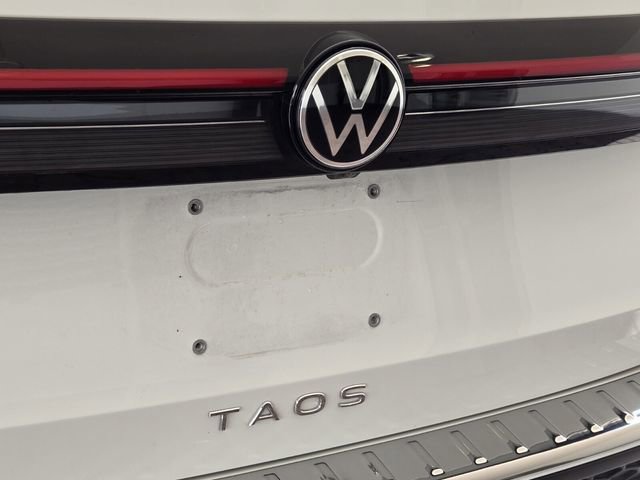 Certified 2025 Volkswagen Taos S image 9