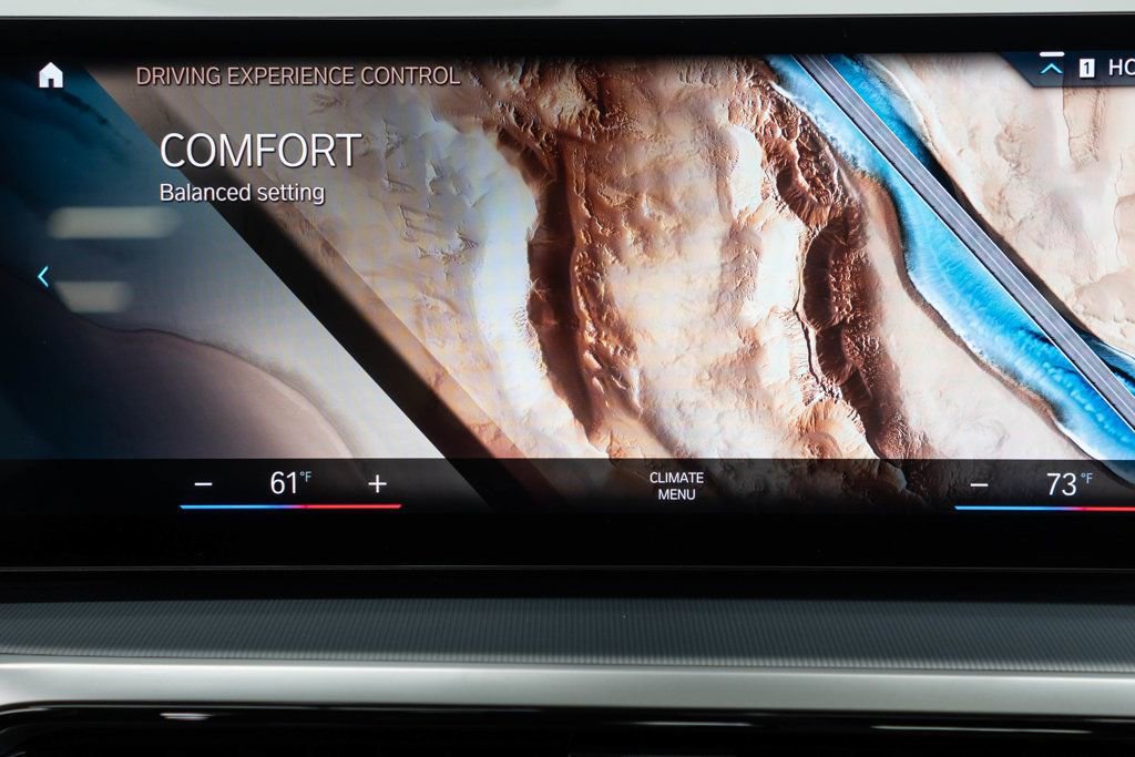 Used 2024 BMW 330i xDrive Sedan AWD/4WD image 22