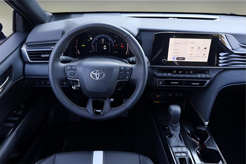 Certified 2025 Toyota Camry SE image 16
