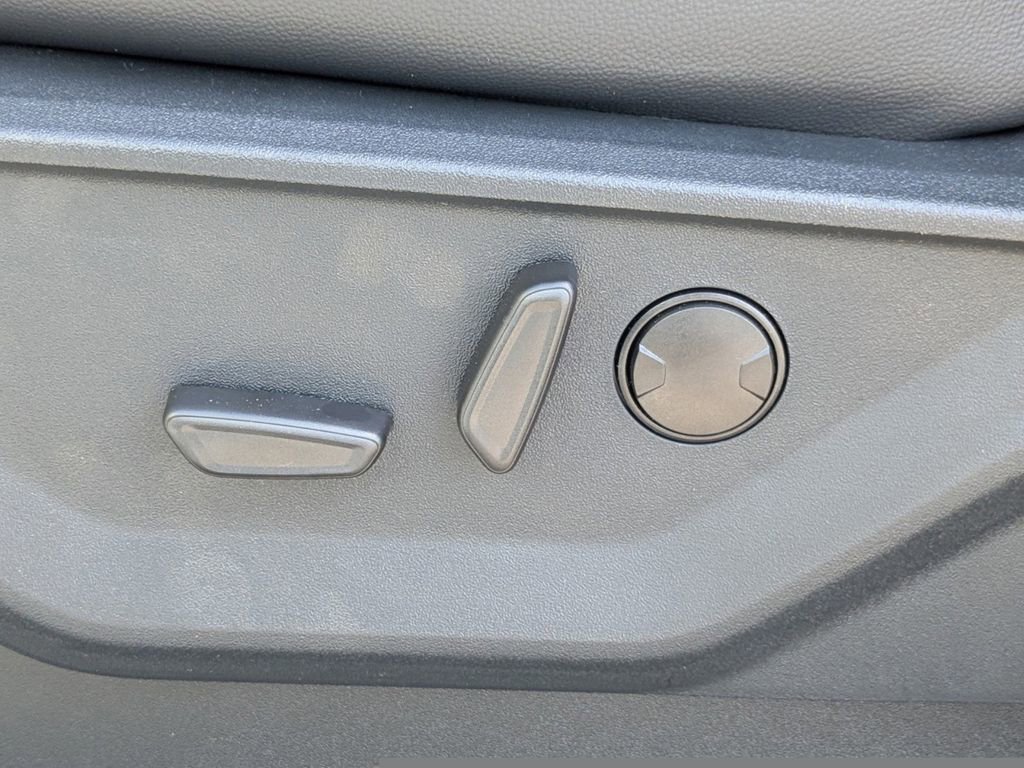 New 2026 Ford F350 Lariat image 21