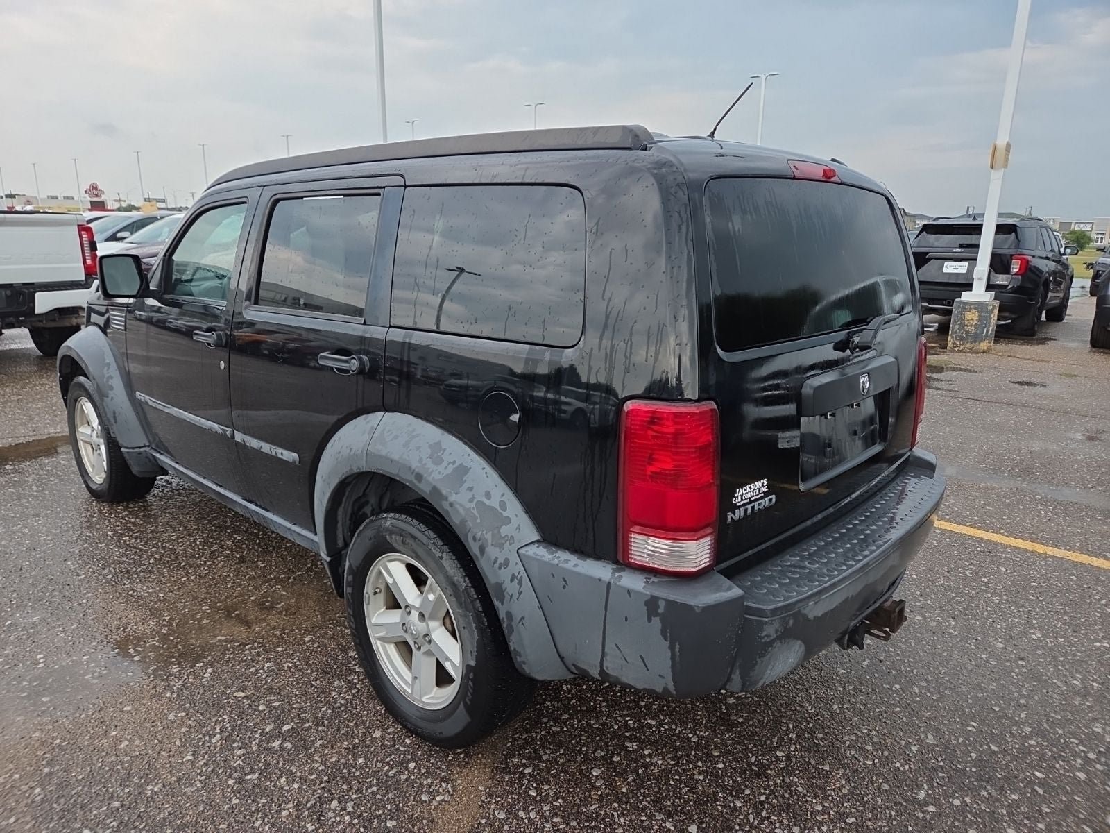 Used 2007 Dodge Nitro SXT RWD image 3
