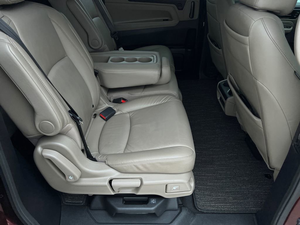 Used 2021 Honda Odyssey Touring image 8