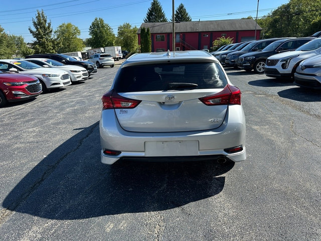 Used 2017 Toyota Corolla iM image 7