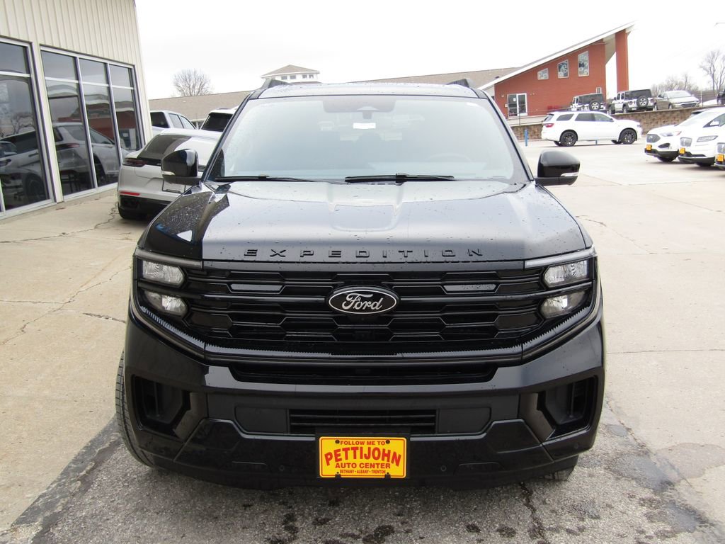 New 2025 Ford Expedition Max Platinum w/ Stealth Performance Package image 13