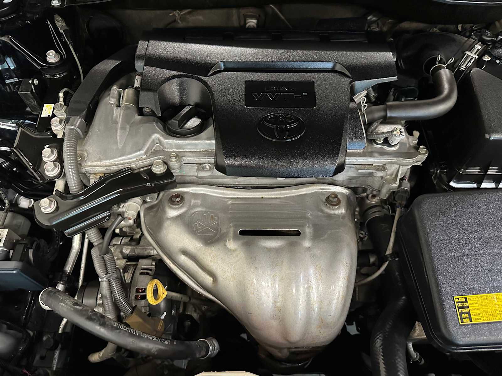 Used 2015 Toyota Camry LE image 9