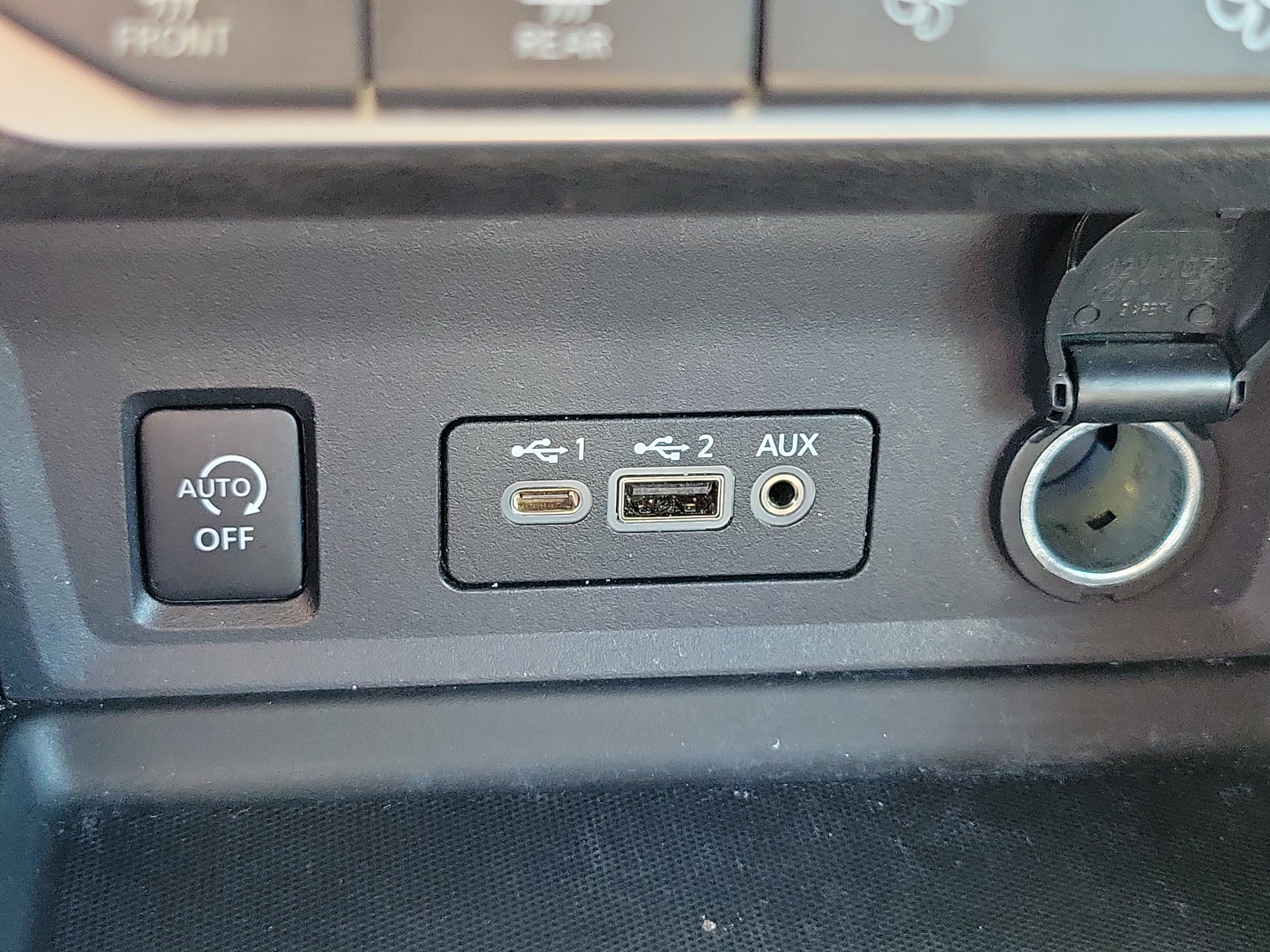 Used 2024 Nissan Sentra SR FWD image 22