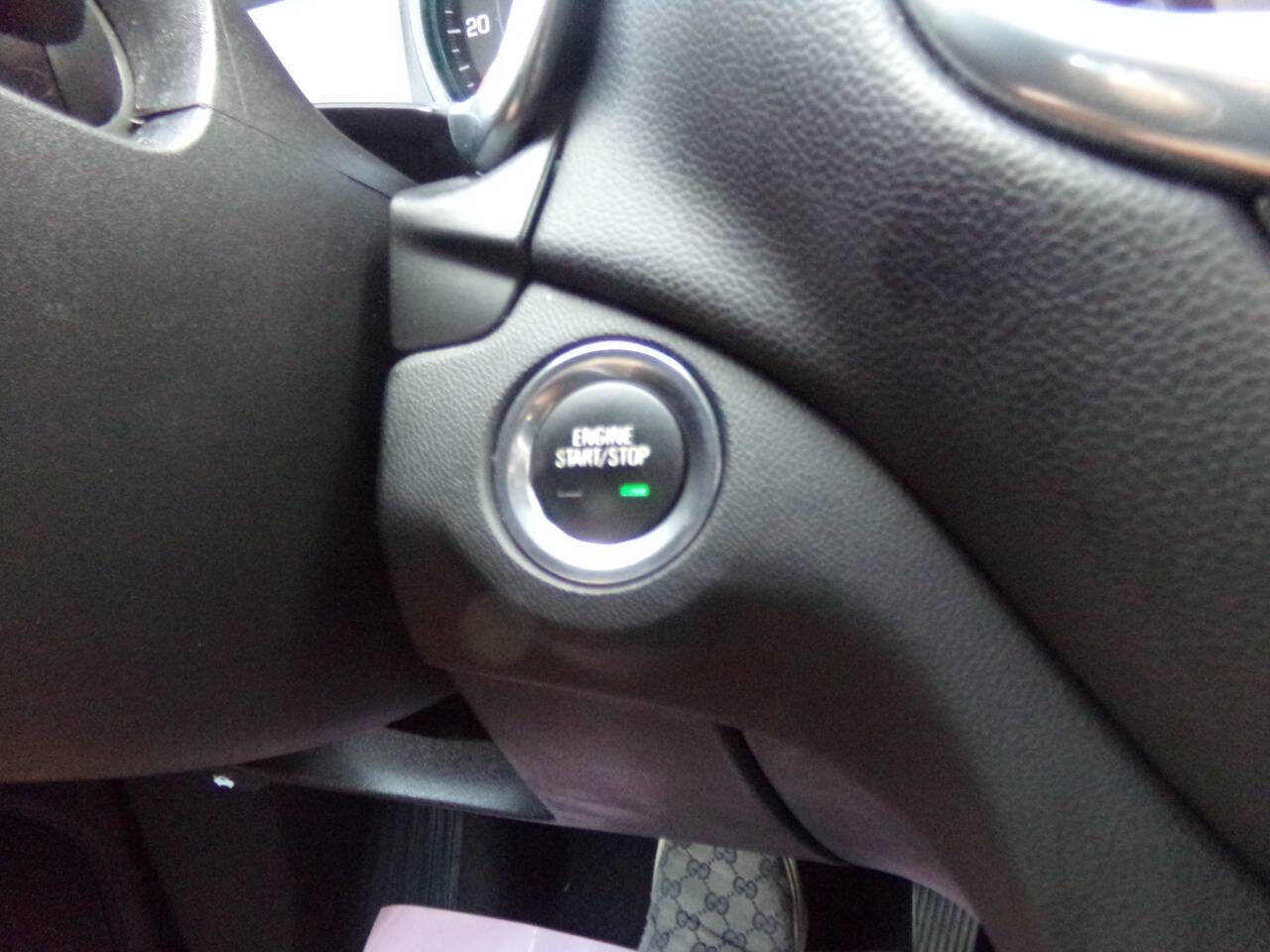 Used 2021 Chevrolet Equinox LT image 57