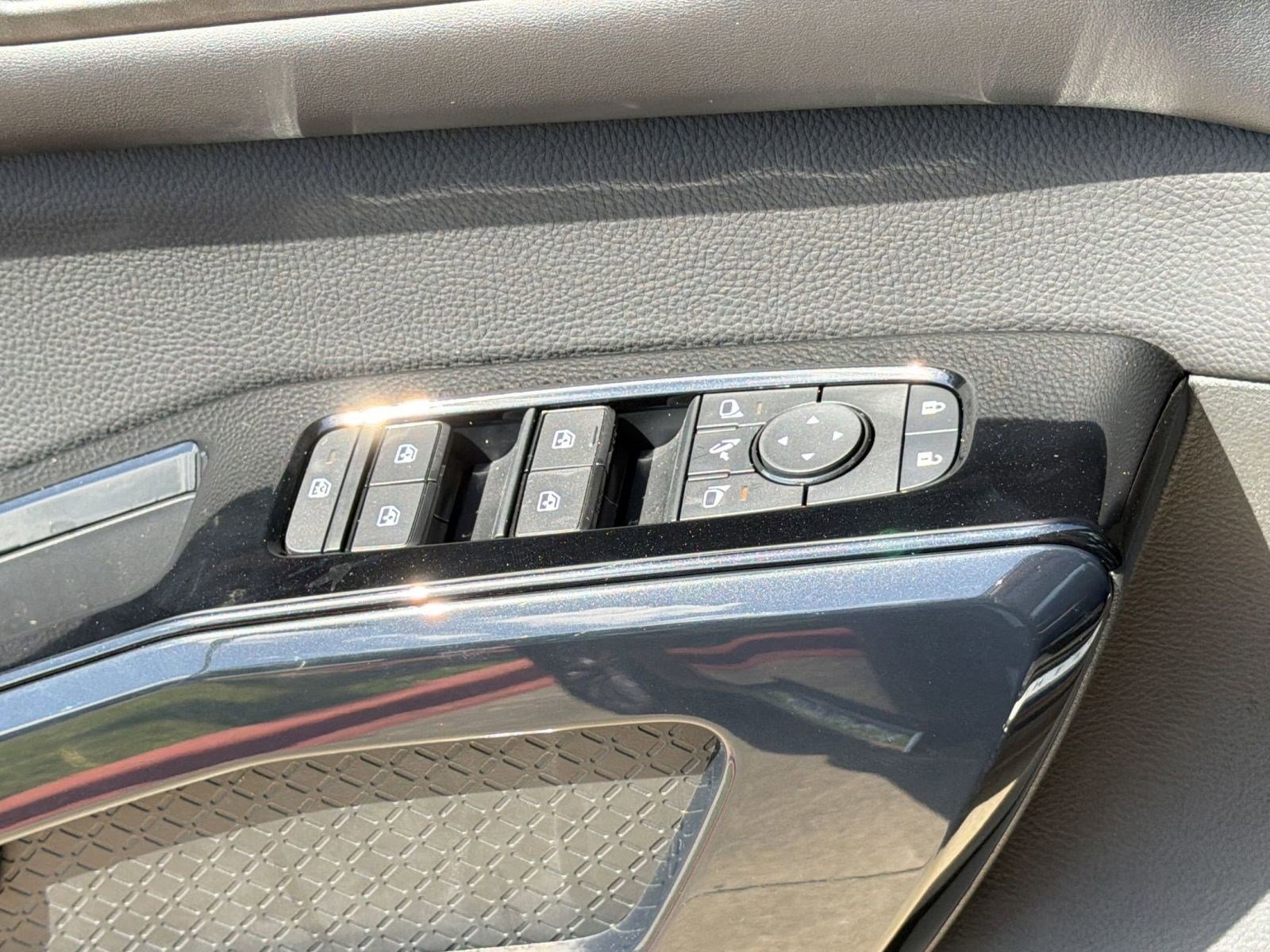 New 2026 Nissan Pathfinder Platinum image 13