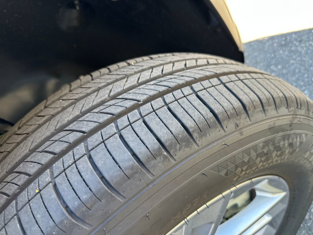 Certified 2025 Hyundai Tucson SE image 18