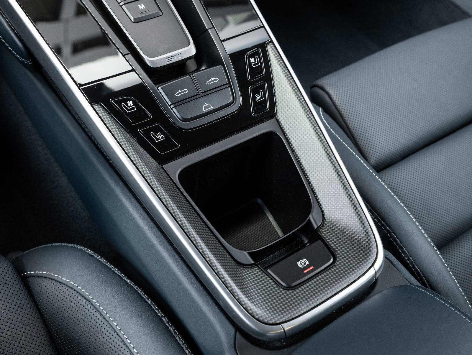 Certified 2024 Porsche 911 Turbo S image 29