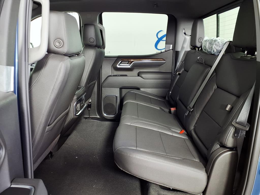 New 2026 GMC Sierra 1500 Elevation w/ Elevation Premium Package image 18