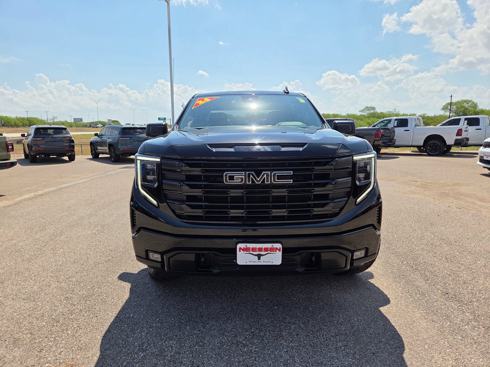 Used 2024 GMC Sierra 1500 Elevation RWD image 2