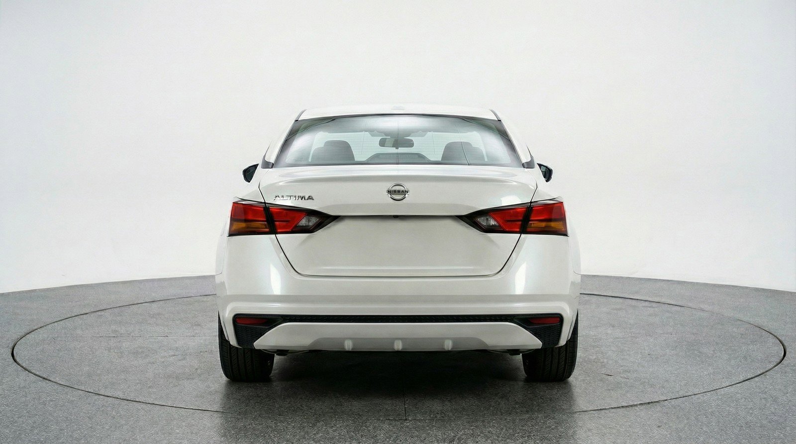 Used 2025 Nissan Altima 2.5 SV FWD image 7